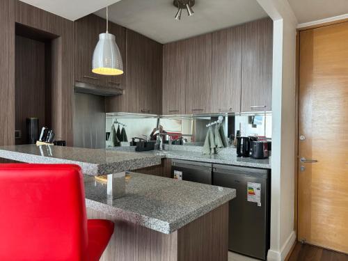 Apoquindo Apartment | Mall Parque Arauco IMU Metro Manquehue