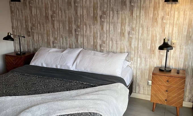 Vitacura Apartment | Mall Parque Arauco. Piscina Temperada + King Bed