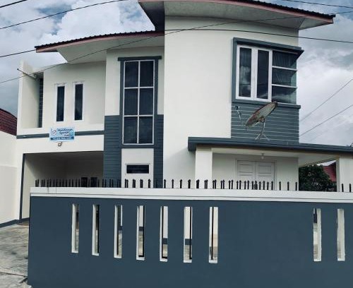 Bukittinggi House | Mandi Angin "Syariah" Homestay