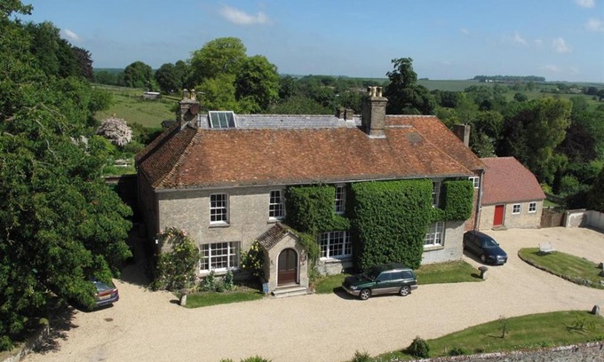 Collingbourne Kingston House | Manor Farm B&B