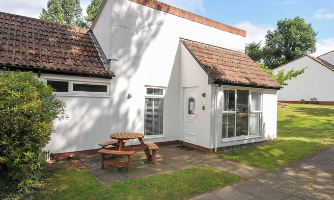 St. Ann's Chapel Cottage | MANORCOMBE 2, pet friendly, country holiday cottage in Callington