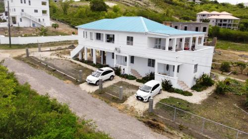 Dickenson Bay Apartment | Marble Hill vue imprenable sur St-John's