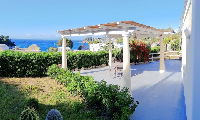 Le Forna House | Maridea Ponza - villa Brezza Marina, an oasis of serenity overlooking the sea