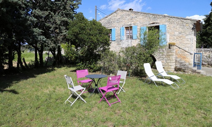 Orgnac-l'Aven House | Marie's sheep-pen - Rental vacation in a typical hamlet of Ardeche