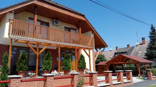 Buk Apartment | Marina-Bük Apartmanház