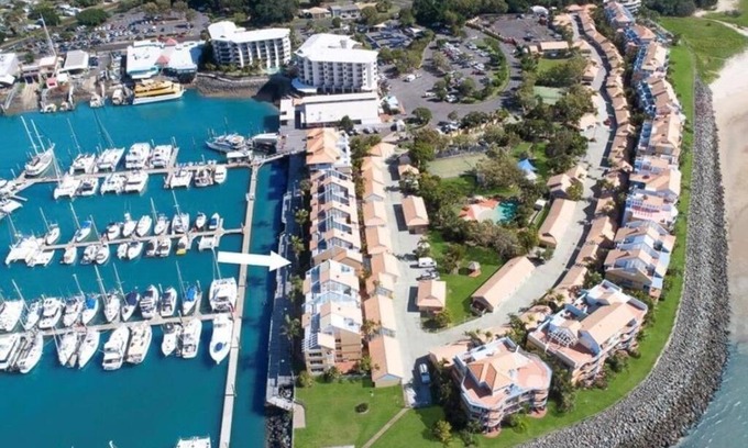 Urangan Apartment | MarinaView Unit 24 - Break Free Resort- 2 Bedroom Self Contained