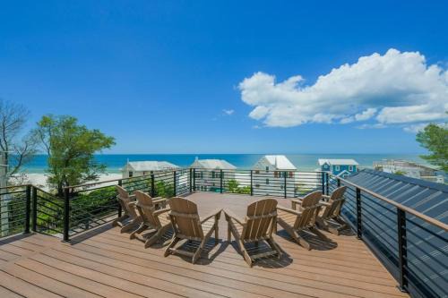 Bradenton Beach House | Mariners Crossing - Stunning Luxury Home w Gulf Views From Every Room Rooftop Deck PoolSpa