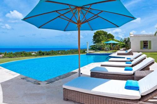 Weston Villa | Marsh Mellow by Blue Sky Luxury