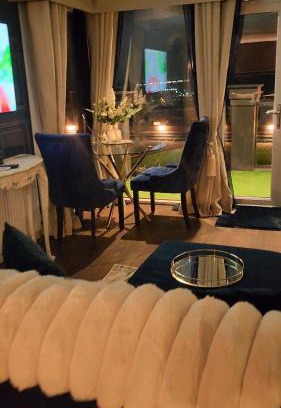 Musselburgh Ski Chalet | Mary Queen of Scott's Lodge