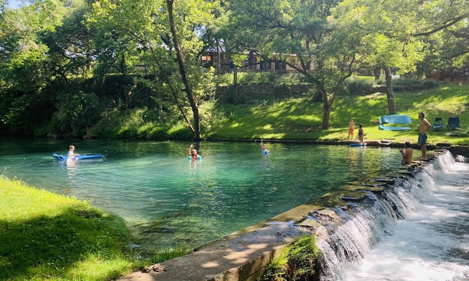 Wimberley Cabin | Mas Suerte Wimberley - Cabin