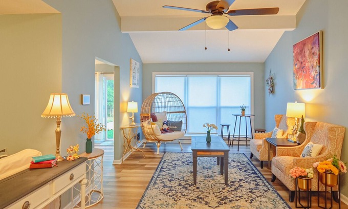 Augusta House | Master Vacation - private pool, fence yard, WFH office provide.