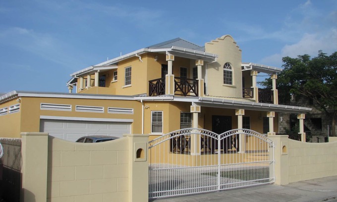 Welches Villa | Maya's Bajan Villas - Unit B