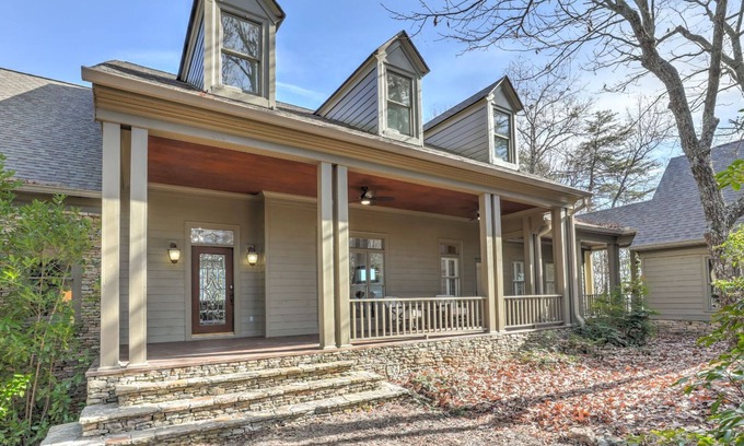 Big Canoe House | McElroy Manor - Luxury and comfort in Big Canoe!