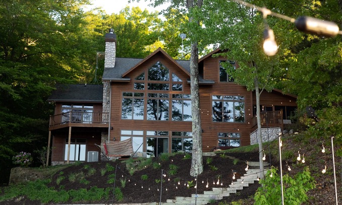 Mecosta House | Mecosta Lakefront Cabin. Golfers paradise