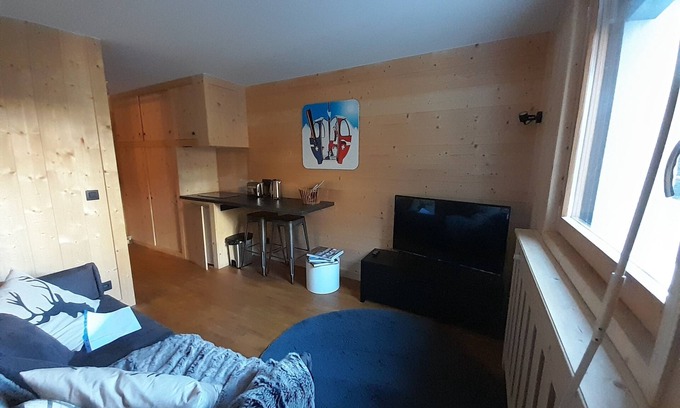 Megeve Apartment | Megève studio ideally located + parking
