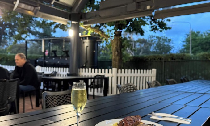 Braddon Hotel | Mercure Canberra
