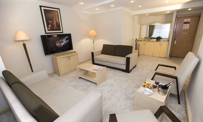 Akdeniz Hotel | Mersin Oteli