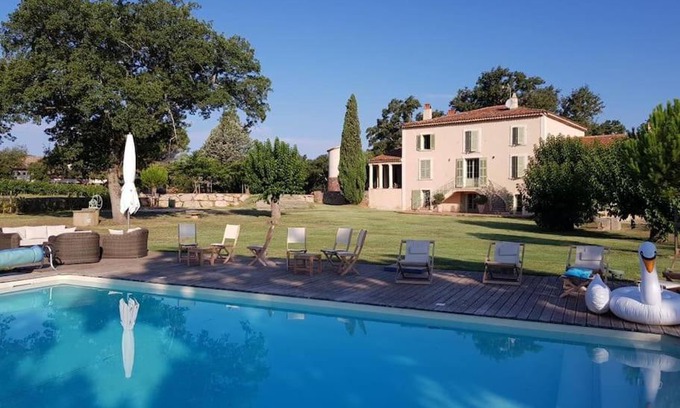 Gonfaron House | Merveilleuse Bastide Éco-responsable Château Réal d'Or