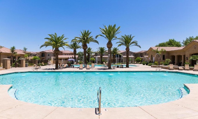 Mesa House | Mesa Palms Ferro
