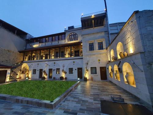 Cavusin Hotel | Mesken Cave Suites