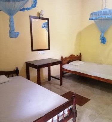 Anuradhapura House | Methsitha Rest Rooms Anuradhapura
