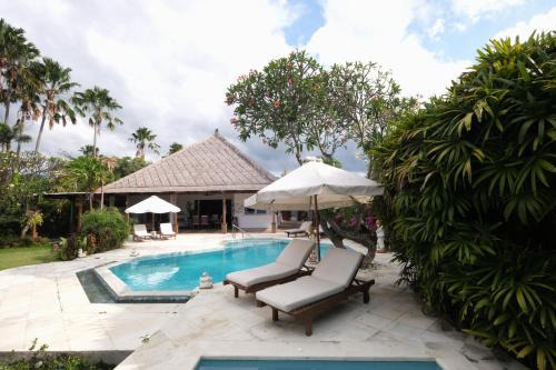 Dencarik Villa | Meyer Villa by Villa Pantai Lovina