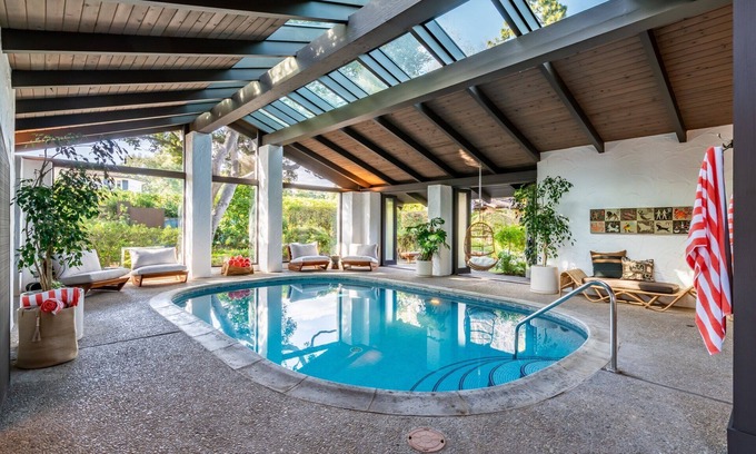 Montecito House | Mid-Century Modern Montecito Escape