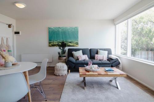 Middle Park Apartment | Middle Park Magic With Parking