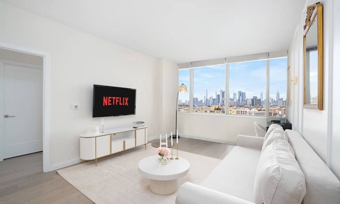 Hoboken Apartment | Midtown View - Minutes to City