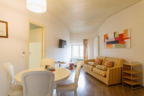 Porta Genova Apartment | Milanese Flat - Via Vigevano