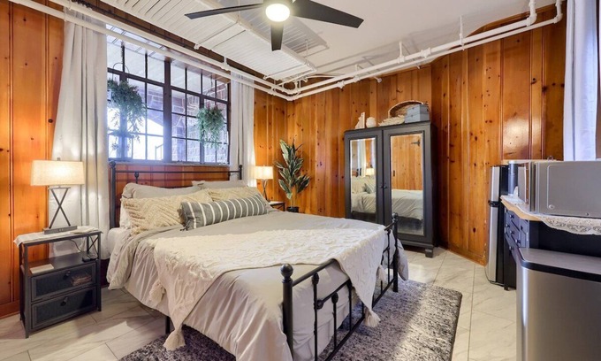 Ephrata Apartment | Miley House Suite Sum