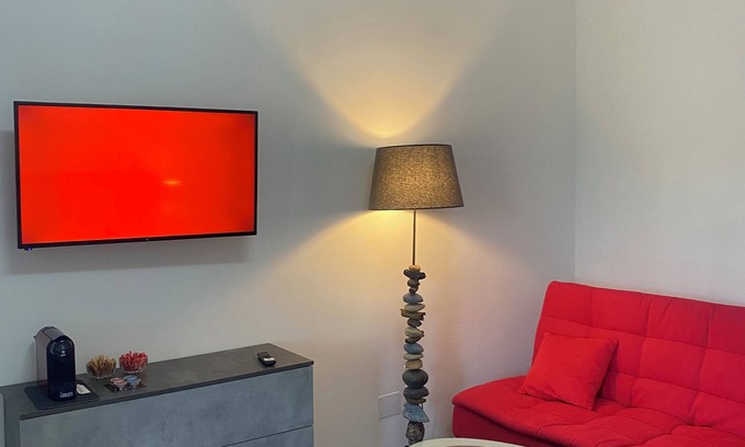 Sant’Agapito Apartment | Mini Red Hub - Design Apartment nVieni a immergerti nel verde!n
