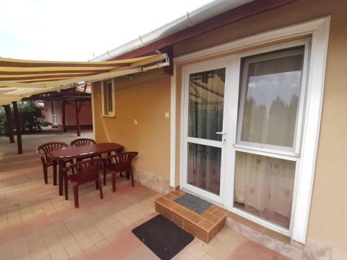 Hajduszoboszlo Apartment | Mini Villa