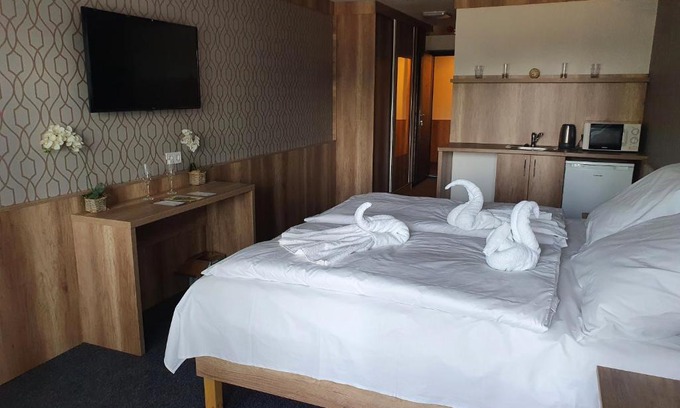 Papa Hotel | miniHotel Pápa