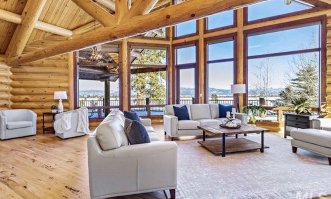 Tamarack Resort Cabin | Minutes from two ski resorts, Brundage & Tamerack, and two lakes.