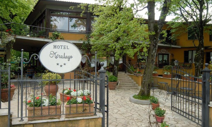 Albano Laziale Hotel | Miralago
