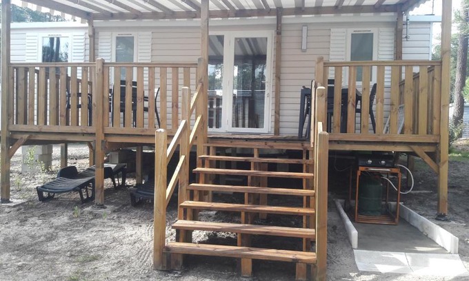Saint-Julien-en-Born House | Mobil-home Camping Les Dunes De Contis