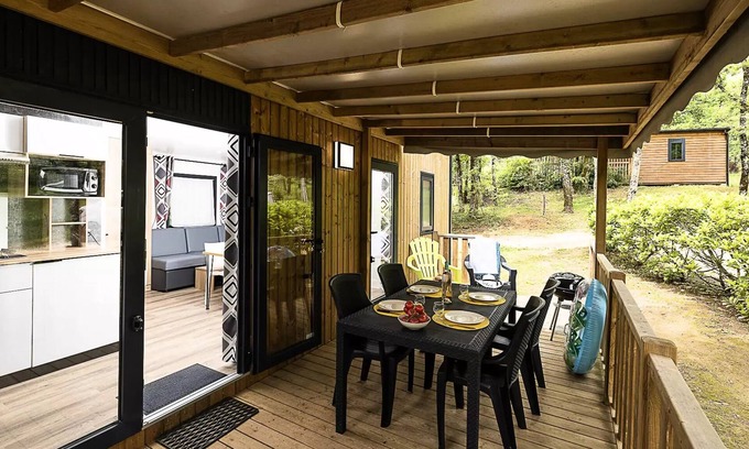 Loupiac House | Mobil-home Privilège Loupiac - (2 bdrms) - TV - Clim 5 people