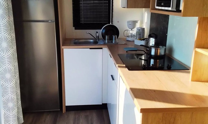 Calvisson House | Mobile-home 2 bedrooms - Confort+ 4 to 5 persons - 4 pers. included in the price