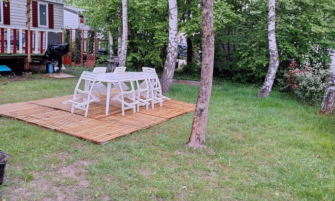 Coulanges House | Mobilhome 2 bedrooms 32m2 4 star campsite swimming pool, pond at the gates of the castles