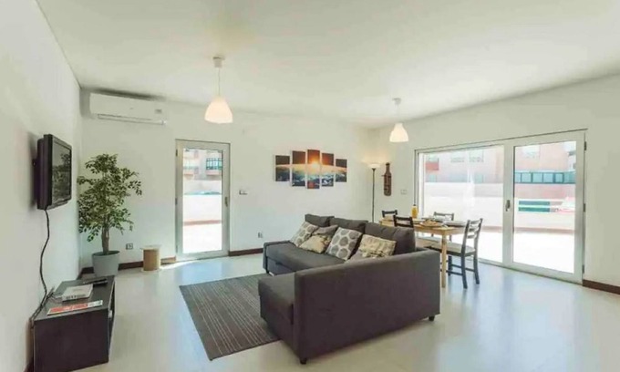 Leiria Apartment | Modern, 2 bed apartment near the beach