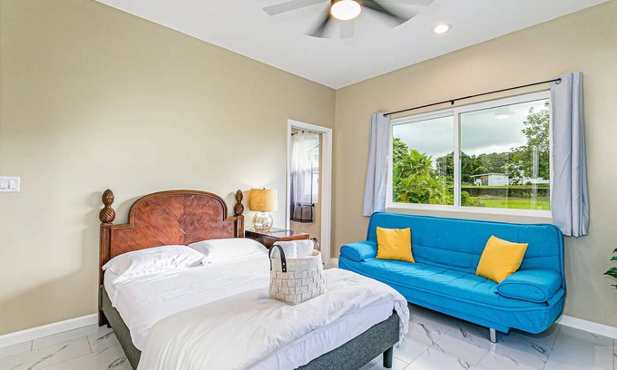 Hilo Apartment | Modern 2 bedrooms apt. - Seashell One