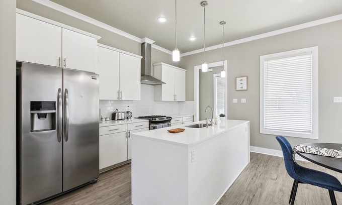 South Baton Rouge House | Modern 3BR/2.5BA House Minutes From Perkins Rowen