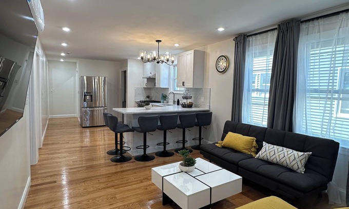 Neponset - Port Norfolk Apartment | Modern 3BR/2BA Home for 8/Newly Renovated/Quiet Stay Minutes from Boston.