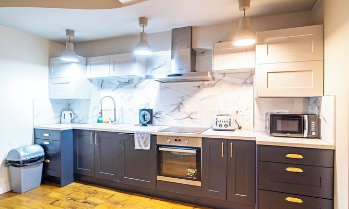 Sheffield Apartment | Modern and Comfy 1-Bed in Bessemer House, Sheffield