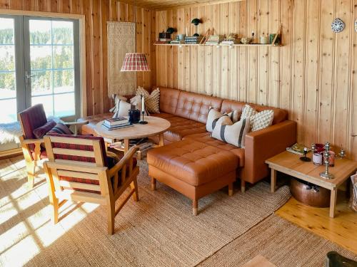 Oslo House | Modern And Traditional Cabin On Krokskogen