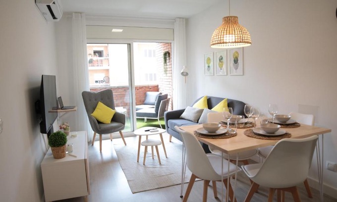 Eixample Apartment | Modern Apartament al costat del Parc de la Devesa