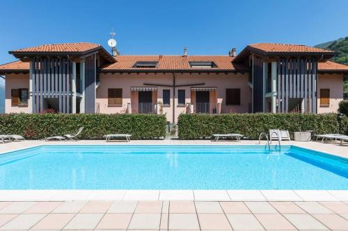 Bonzeno Apartment | Modern apartment with balcony-garage-and pool