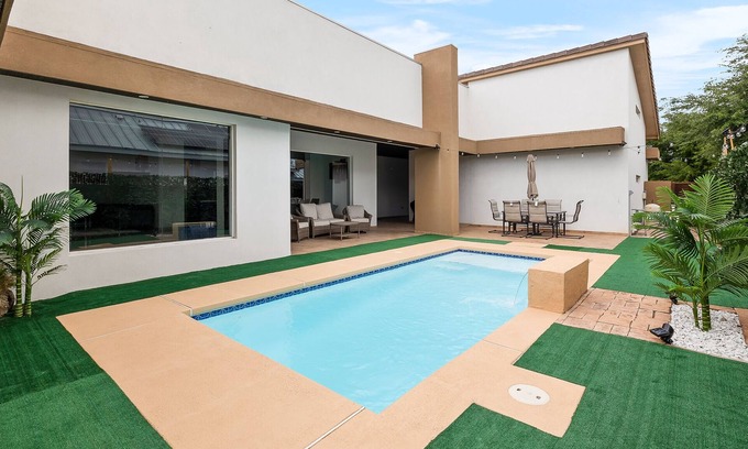 McAllen House | Modern Chic Home with Private Pool, Alfresco Dining, & Home Office - Dogs OK