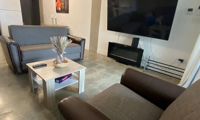 Flatbush Condo | Modern condo within Epicenter of Brooklyn